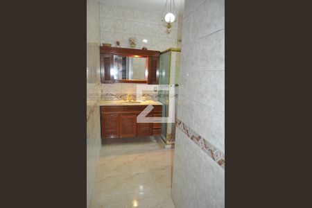 Casa à venda com 340m², 6 quartos e sem vagaBanheiro 2