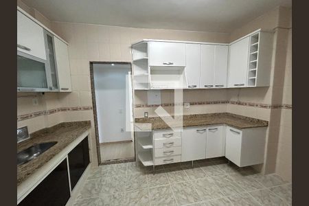 Apartamento à venda com 80m², 2 quartos e 1 vagaCozinha