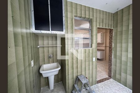 Apartamento à venda com 80m², 2 quartos e 1 vagaÁrea de Serviço