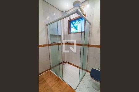 Casa à venda com 500m², 6 quartos e 2 vagasCasa 2 - Banheiro da Suite Detalhe