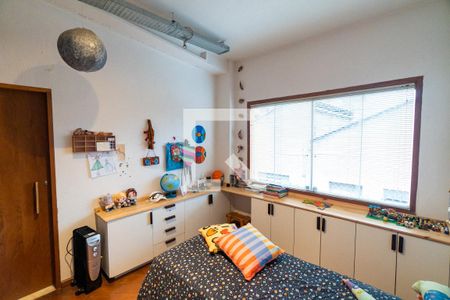 Casa à venda com 500m², 6 quartos e 2 vagasCasa 2 - Quarto 1