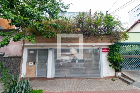 Casa à venda com 500m², 6 quartos e 2 vagasFachada