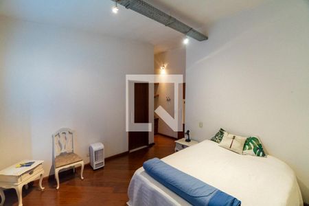 Casa à venda com 500m², 6 quartos e 2 vagasCasa 2 - Quarto 2