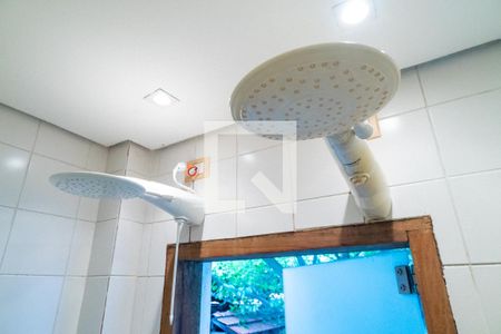 Casa à venda com 500m², 6 quartos e 2 vagasCasa 2 - Banheiro da Suite Detalhe