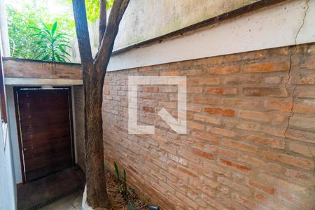 Casa à venda com 500m², 6 quartos e 2 vagasCasa 1 - Vista do Quarto 2