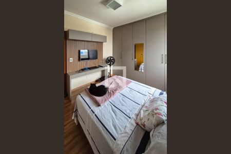 Apartamento à venda com 185m², 4 quartos e 3 vagas Apartamento à venda com 185m², 4 quartos e 3 vagasQuarto 4 - Suíte