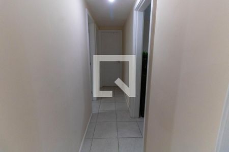 Corredor  de apartamento à venda com 3 quartos, 106m² em Ingá, Niterói