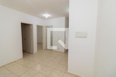 Sala de apartamento para alugar com 2 quartos, 43m² em Jardim Heitor Rigon, Ribeirão Preto