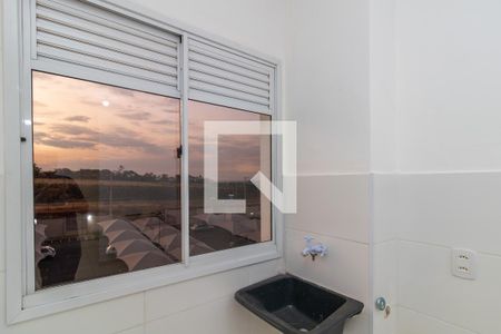 Apartamento para alugar com 43m², 2 quartos e 1 vaga Apartamento para alugar com 43m², 2 quartos e 1 vagaVista - Cozinha e Área de Serviço