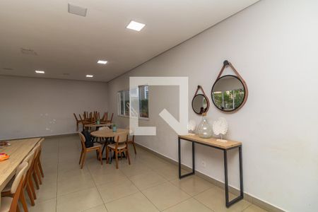 Apartamento para alugar com 43m², 2 quartos e 1 vaga Apartamento para alugar com 43m², 2 quartos e 1 vagaÁrea comum - Salão de festas