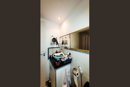 Apartamento à venda com 108m², 2 quartos e 2 vagasBanheiro