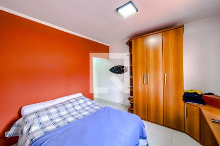 Casa à venda com 70m², 2 quartos e 2 vagasQuarto 2 - Suíte