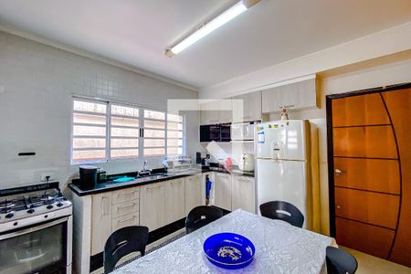 Casa à venda com 70m², 2 quartos e 2 vagasCozinha