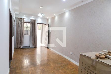 Casa à venda com 180m², 3 quartos e 2 vagasSala