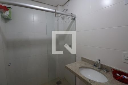 Casa de condomínio à venda com 151m², 3 quartos e 2 vagasBanheiro