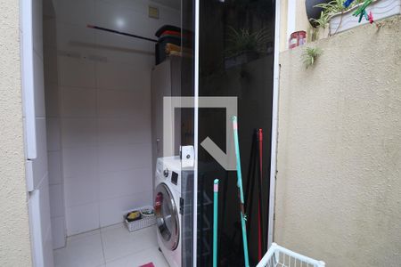 Casa de condomínio à venda com 151m², 3 quartos e 2 vagasÁrea de Serviço