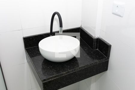 Apartamento à venda com 42m², 2 quartos e sem vaga Apartamento à venda com 42m², 2 quartos e sem vagaBanheiro