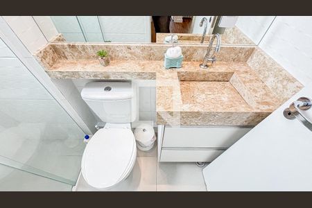 Apartamento à venda com 53m², 2 quartos e 1 vaga Apartamento à venda com 53m², 2 quartos e 1 vagaBanheiro