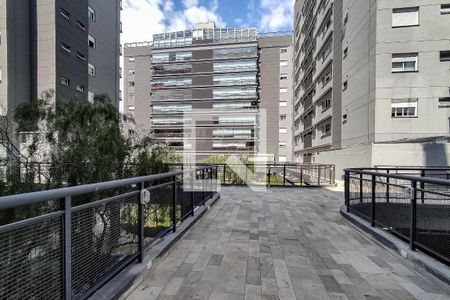 Apartamento para alugar com 241m², 3 quartos e 3 vagas Apartamento para alugar com 241m², 3 quartos e 3 vagasÁrea Comum