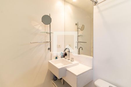 Apartamento para alugar com 241m², 3 quartos e 3 vagas Apartamento para alugar com 241m², 3 quartos e 3 vagasBanheiro da Suíte 2