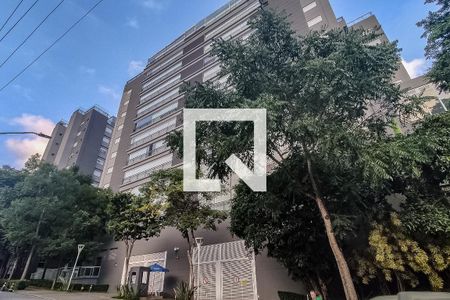Apartamento para alugar com 241m², 3 quartos e 3 vagas Apartamento para alugar com 241m², 3 quartos e 3 vagasFachada