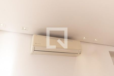 Apartamento para alugar com 241m², 3 quartos e 3 vagas Apartamento para alugar com 241m², 3 quartos e 3 vagasSala