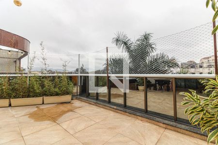 Apartamento à venda com 200m², 4 quartos e 3 vagas Apartamento à venda com 200m², 4 quartos e 3 vagasTerraço