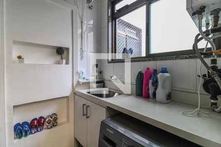 Apartamento à venda com 200m², 4 quartos e 3 vagas Apartamento à venda com 200m², 4 quartos e 3 vagasÁrea de Serviço