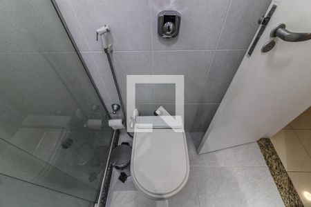 Apartamento à venda com 200m², 4 quartos e 3 vagas Apartamento à venda com 200m², 4 quartos e 3 vagasSuíte 4 - Banheiro