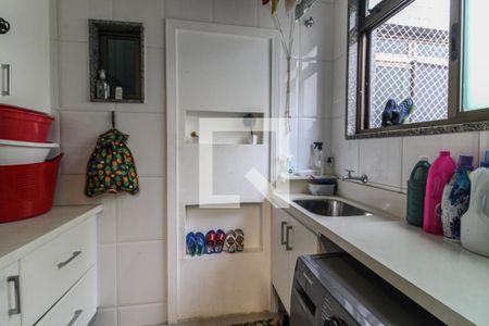 Apartamento à venda com 200m², 4 quartos e 3 vagas Apartamento à venda com 200m², 4 quartos e 3 vagasÁrea de Serviço