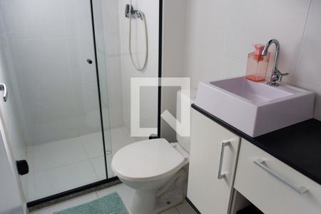 Apartamento à venda com 52m², 2 quartos e 1 vaga Apartamento à venda com 52m², 2 quartos e 1 vagaBanheiro