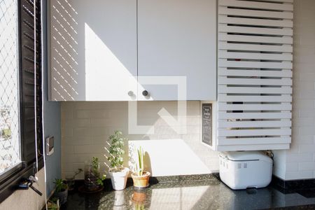 Apartamento à venda com 52m², 2 quartos e 1 vaga Apartamento à venda com 52m², 2 quartos e 1 vagaSacada