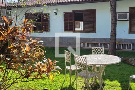 Casa à venda com 199m², 3 quartos e 4 vagas