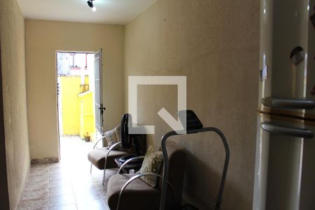 Casa à venda com 120m², 3 quartos e 2 vagasedícula