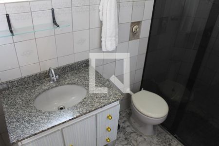 Casa à venda com 120m², 3 quartos e 2 vagasBanheiro