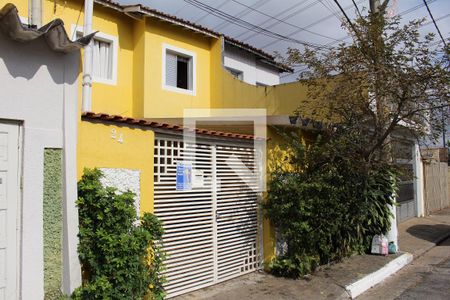 Casa à venda com 120m², 3 quartos e 2 vagasFachada