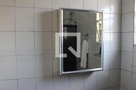 Casa à venda com 120m², 3 quartos e 2 vagasBanheiro