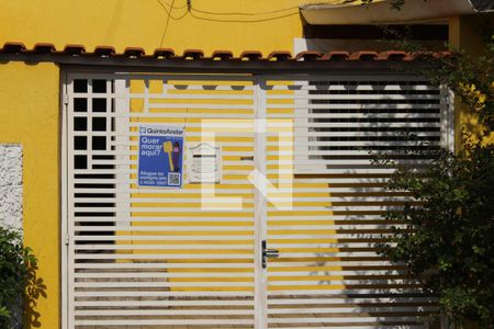 Casa à venda com 120m², 3 quartos e 2 vagasFachada