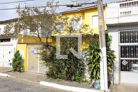 Casa à venda com 120m², 3 quartos e 2 vagasFachada
