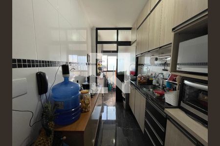 Apartamento à venda com 57m², 2 quartos e 1 vaga Apartamento à venda com 57m², 2 quartos e 1 vagaCozinha