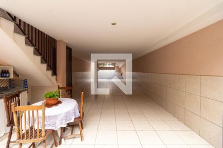 Casa à venda com 220m², 3 quartos e 4 vagas Casa à venda com 220m², 3 quartos e 4 vagasÁrea comum