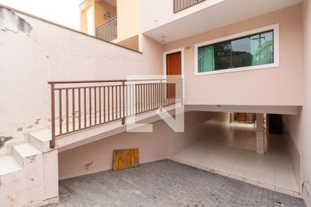 Casa à venda com 220m², 3 quartos e 4 vagas Casa à venda com 220m², 3 quartos e 4 vagasÁrea comum