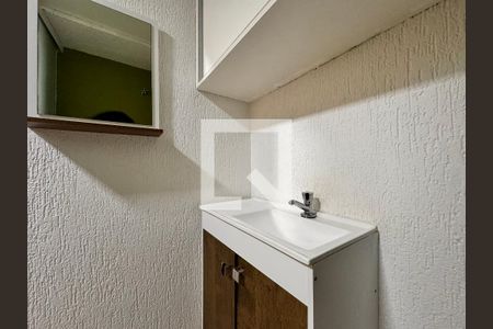 Apartamento à venda com 110m², 3 quartos e 1 vaga Apartamento à venda com 110m², 3 quartos e 1 vagaBanheiro de serviço