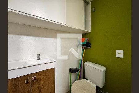 Apartamento à venda com 110m², 3 quartos e 1 vaga Apartamento à venda com 110m², 3 quartos e 1 vagaBanheiro de serviço