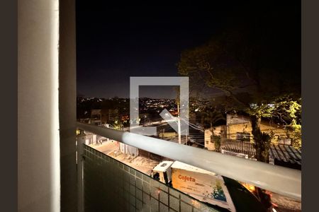 Apartamento à venda com 110m², 3 quartos e 1 vaga Apartamento à venda com 110m², 3 quartos e 1 vagaSacada Quarto 2