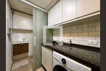 Apartamento à venda com 110m², 3 quartos e 1 vaga Apartamento à venda com 110m², 3 quartos e 1 vagaLavanderia