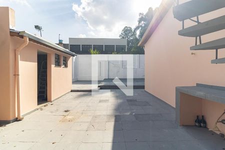 Casa à venda com 464m², 3 quartos e 4 vagasQuintal