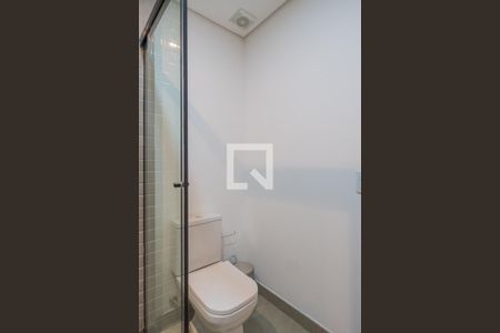 Banheiro de apartamento para alugar com 1 quarto, 28m² em Centro Histórico, Porto Alegre