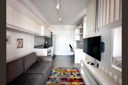 Sala de kitnet/studio para alugar com 1 quarto, 33m² em Brooklin Paulista, São Paulo