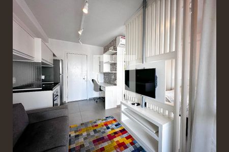 Sala de kitnet/studio para alugar com 1 quarto, 33m² em Brooklin Paulista, São Paulo